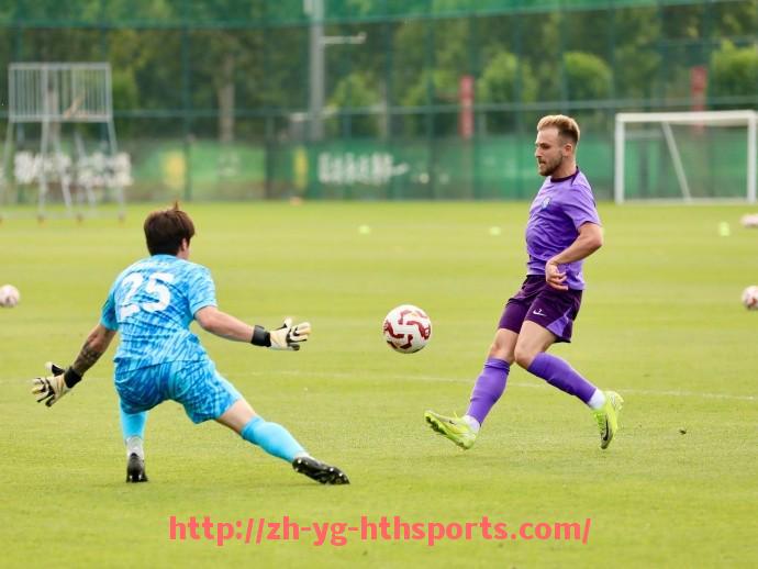 华体会hth登录入口-世俱杯球队盯人策略演变趋势与适应现代足球发展的挑战